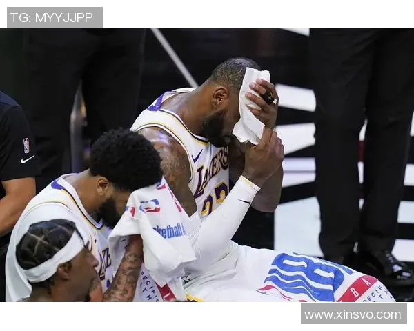 10月1日NBA总决赛热火对湖人精彩直播全程回顾与赛后分析